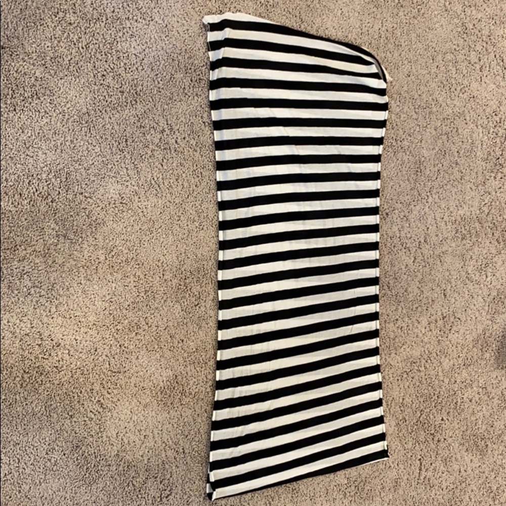 NWOT VS scarf